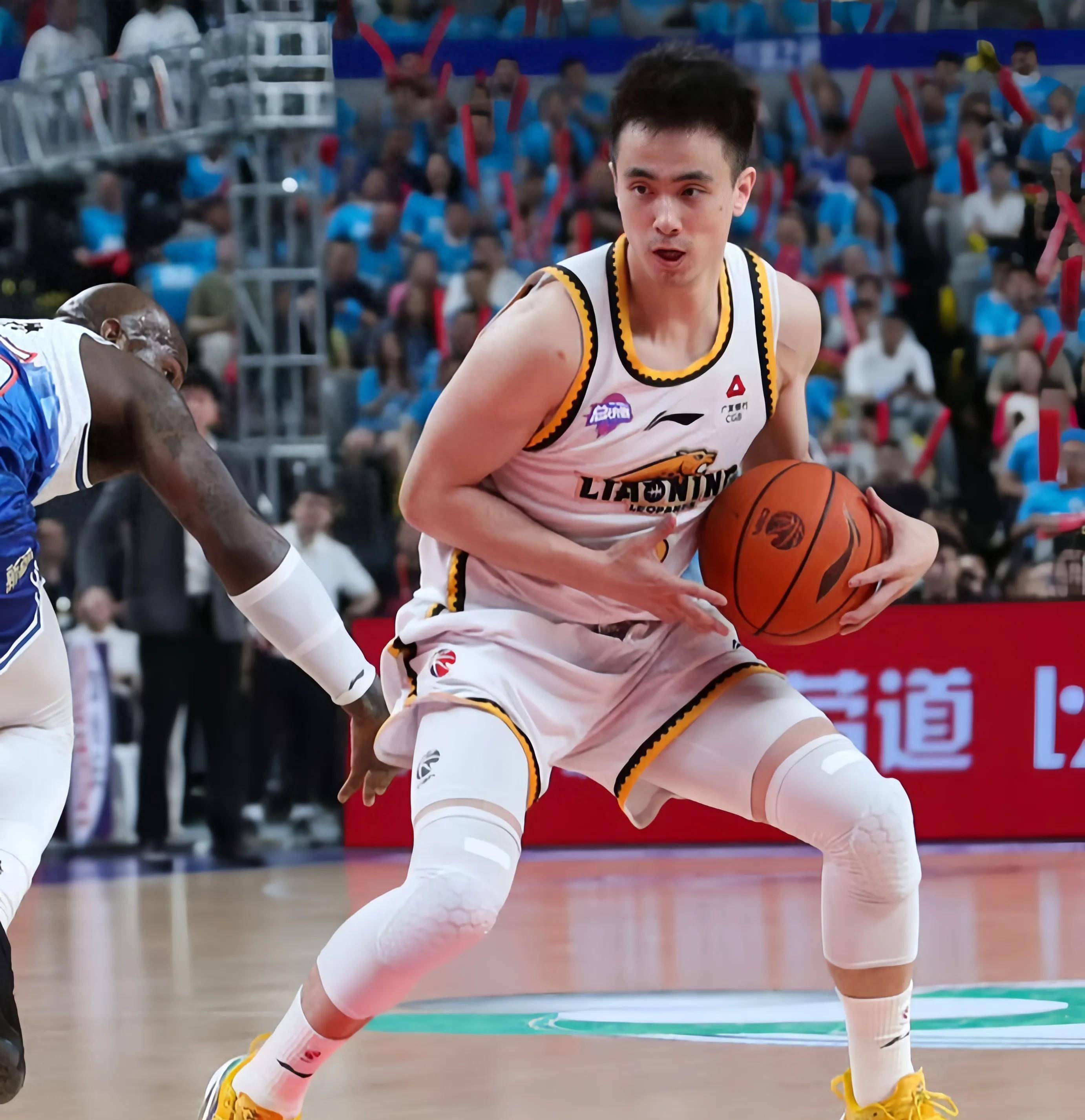 u球体育-包含这也行？今晚广州队官宣签约浙江稠州完成体检备战CBA常规赛，克里夫兰骑士赛后复出首秀的词条